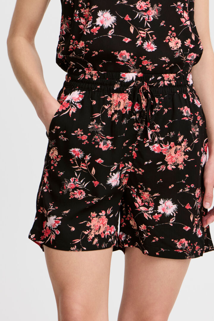 B.Young Joella Shorts