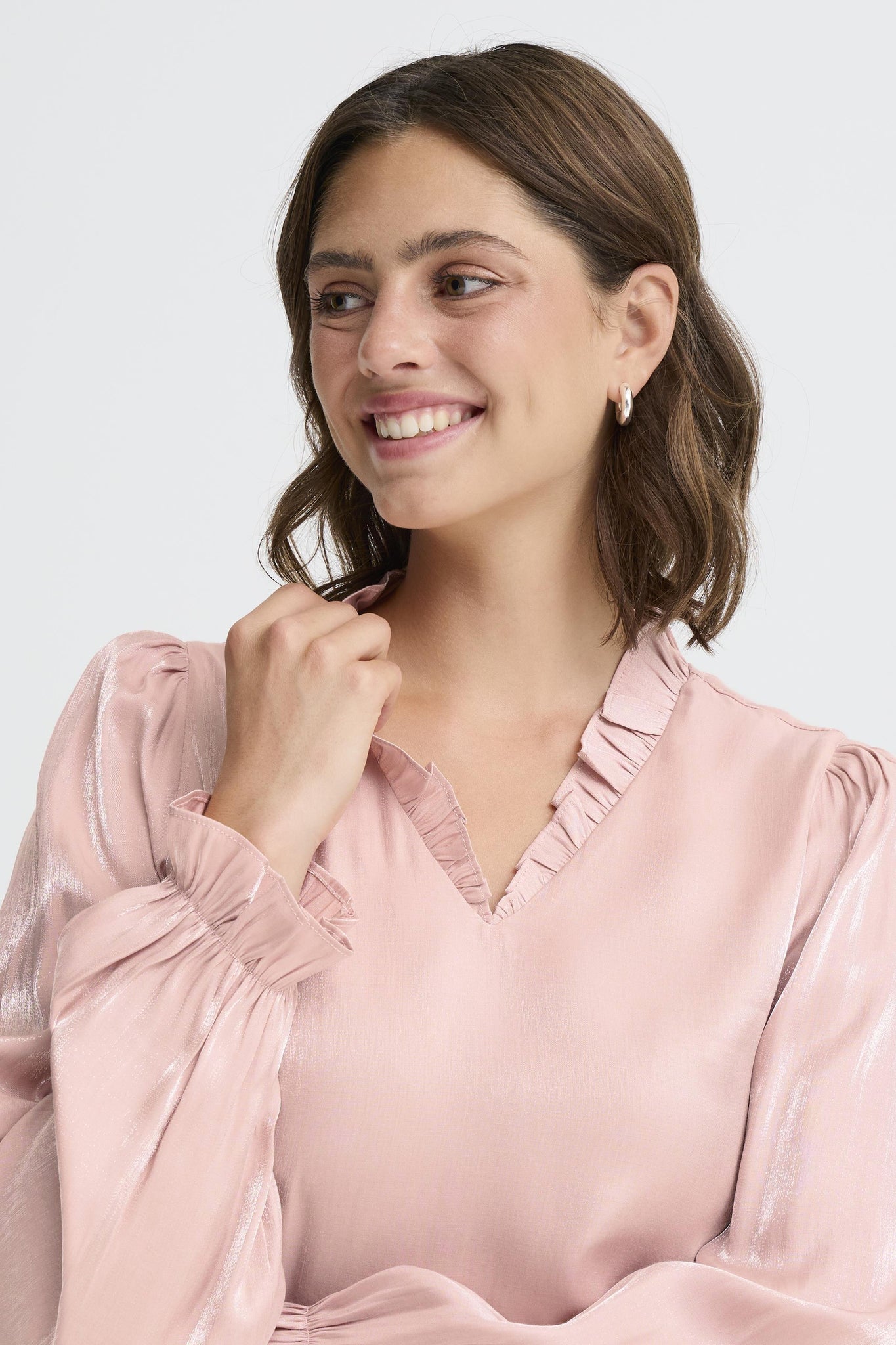 Fransa Yolanda V-Neck Shimmer Blouse