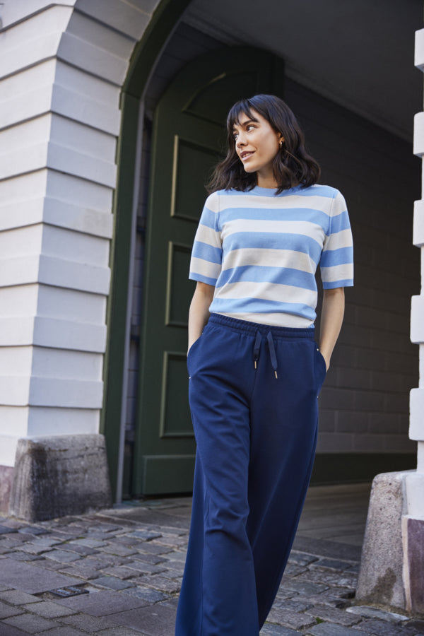 Fransa Priya Wide Leg Soft Trousers - Navy