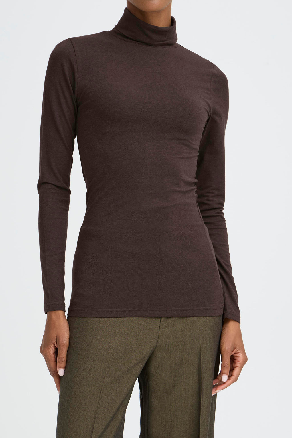 B.Young Pamila Roll Neck Top – Chocolate