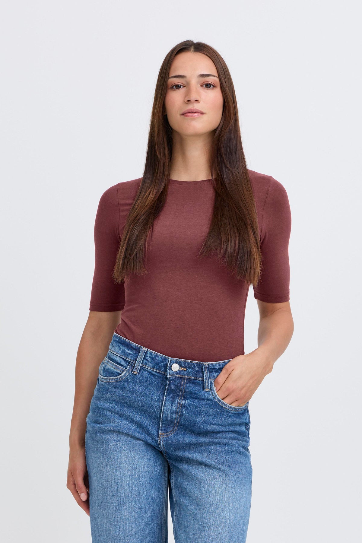 B.Young Pamila Wardrobe Essential T-Shirt - Burgundy