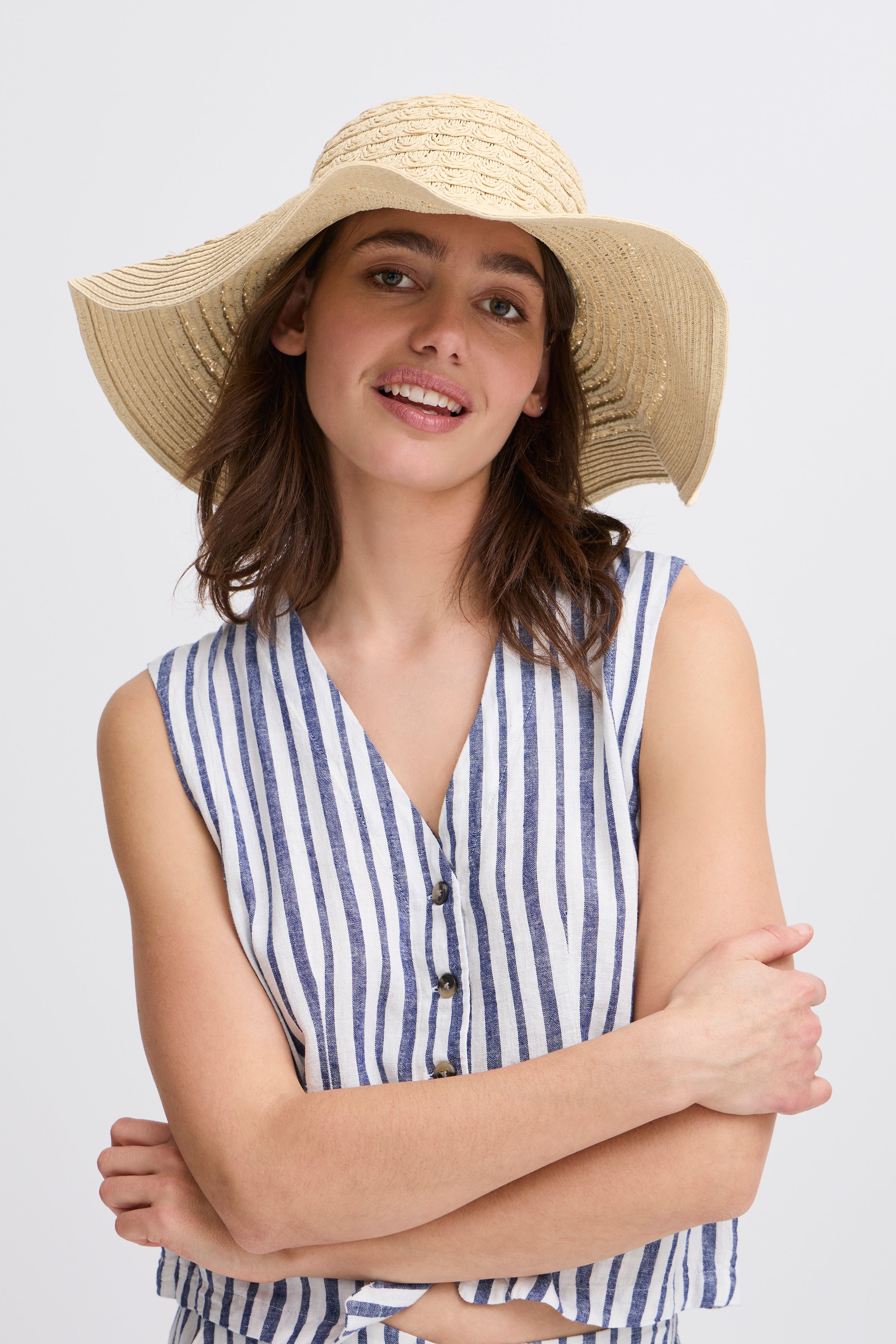B.Young Wynne Hat