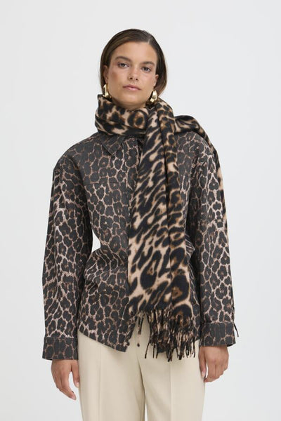 B.Young Leopard Print Scarf