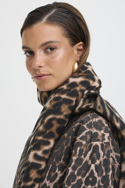 B.Young Leopard Print Scarf