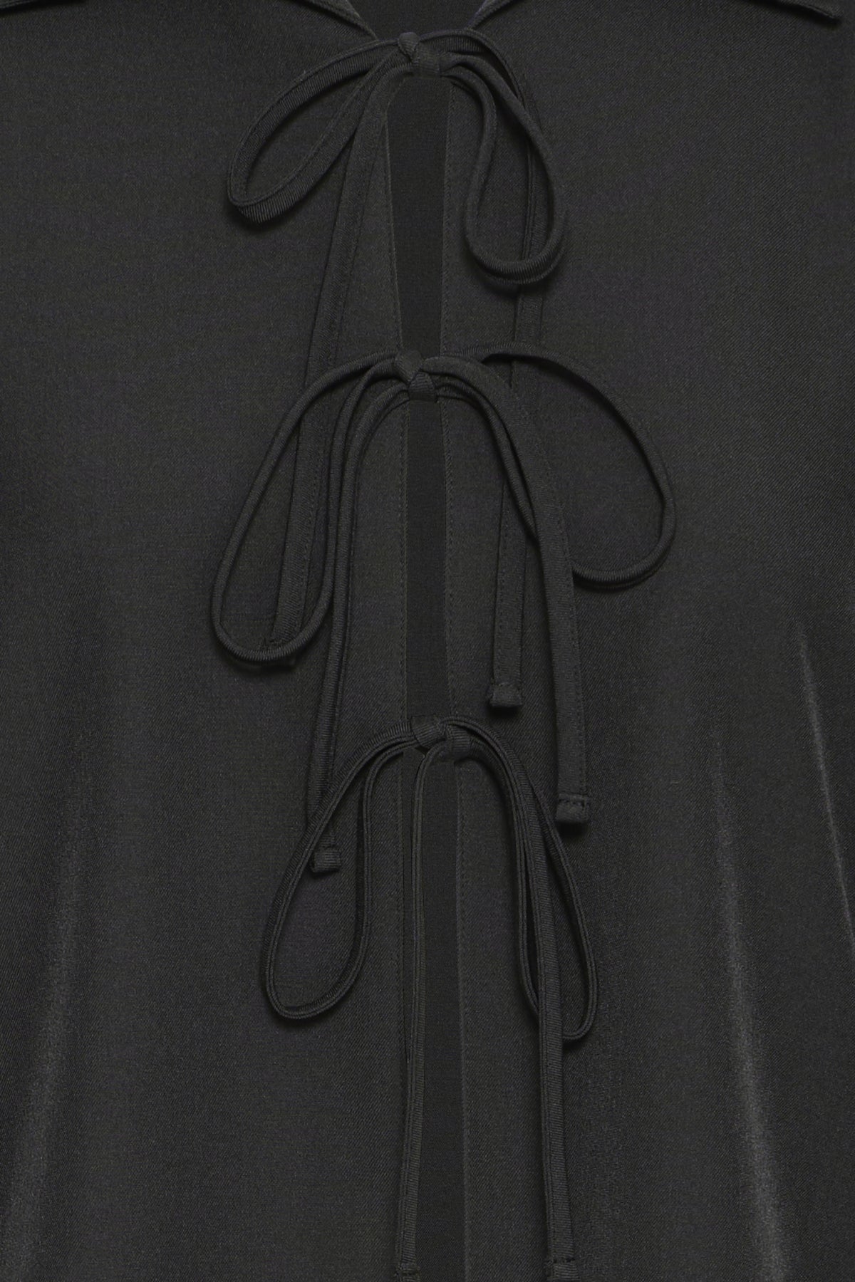 B.Young Idde Tie Front Blouse