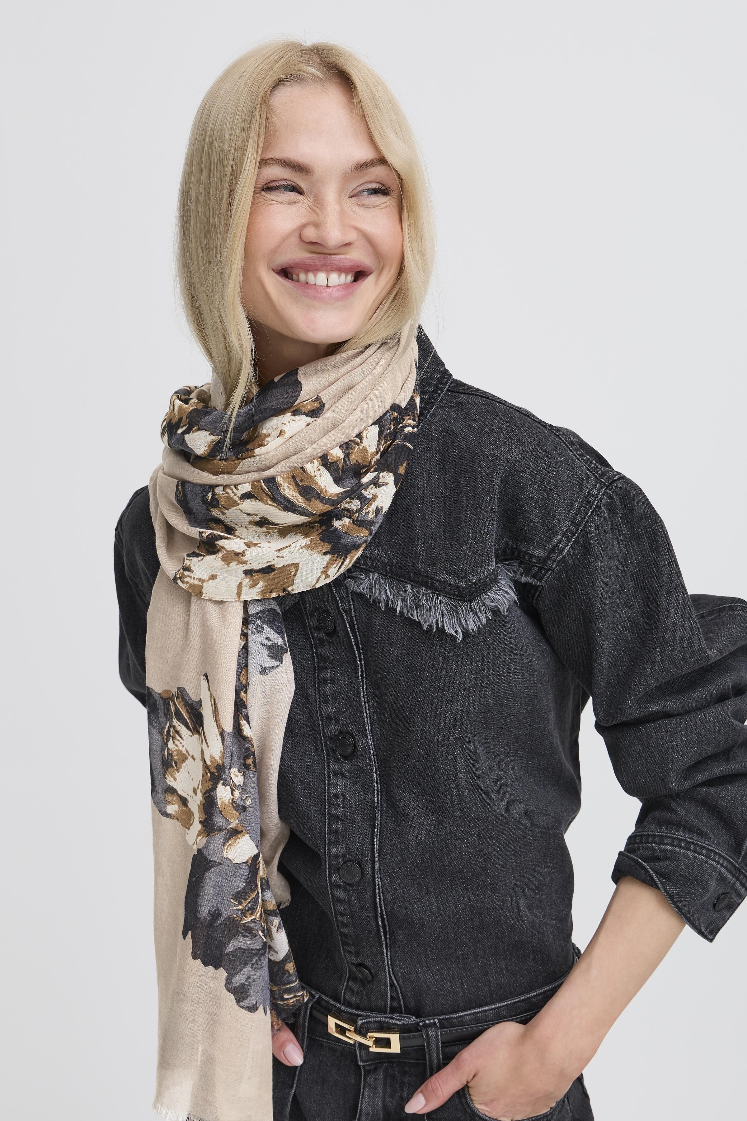 B.Young Wallum Floral Print Scarf
