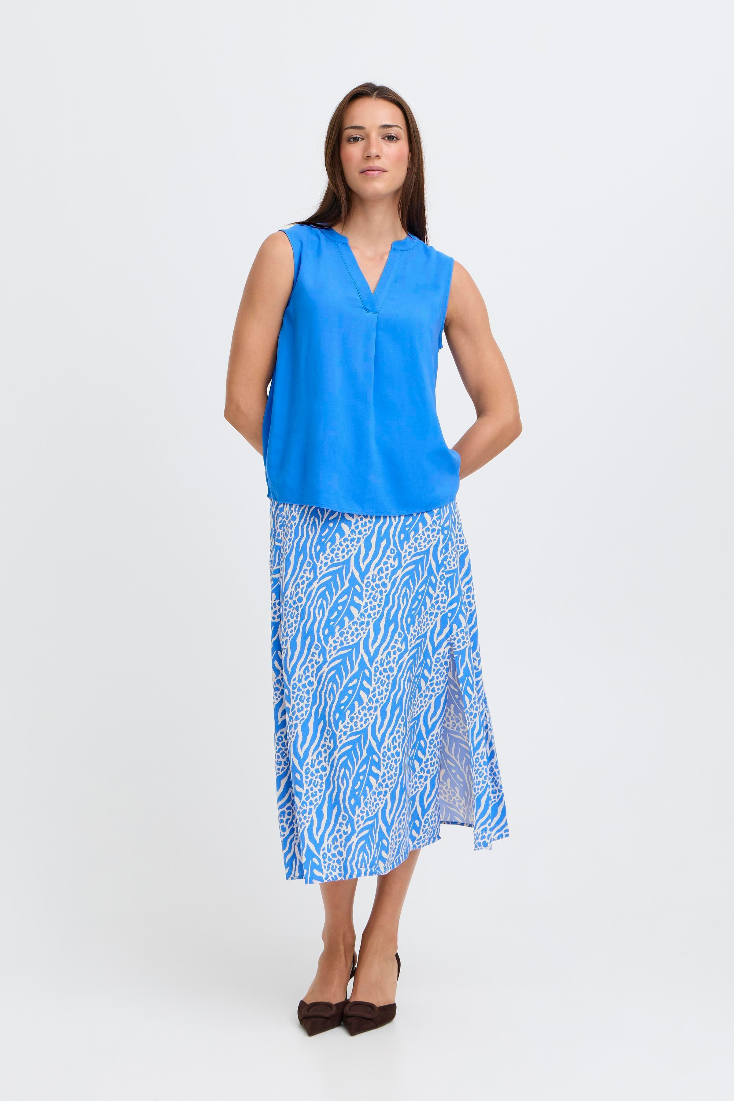 B.Young Mmjoella Sleeveless V-Neck Top
