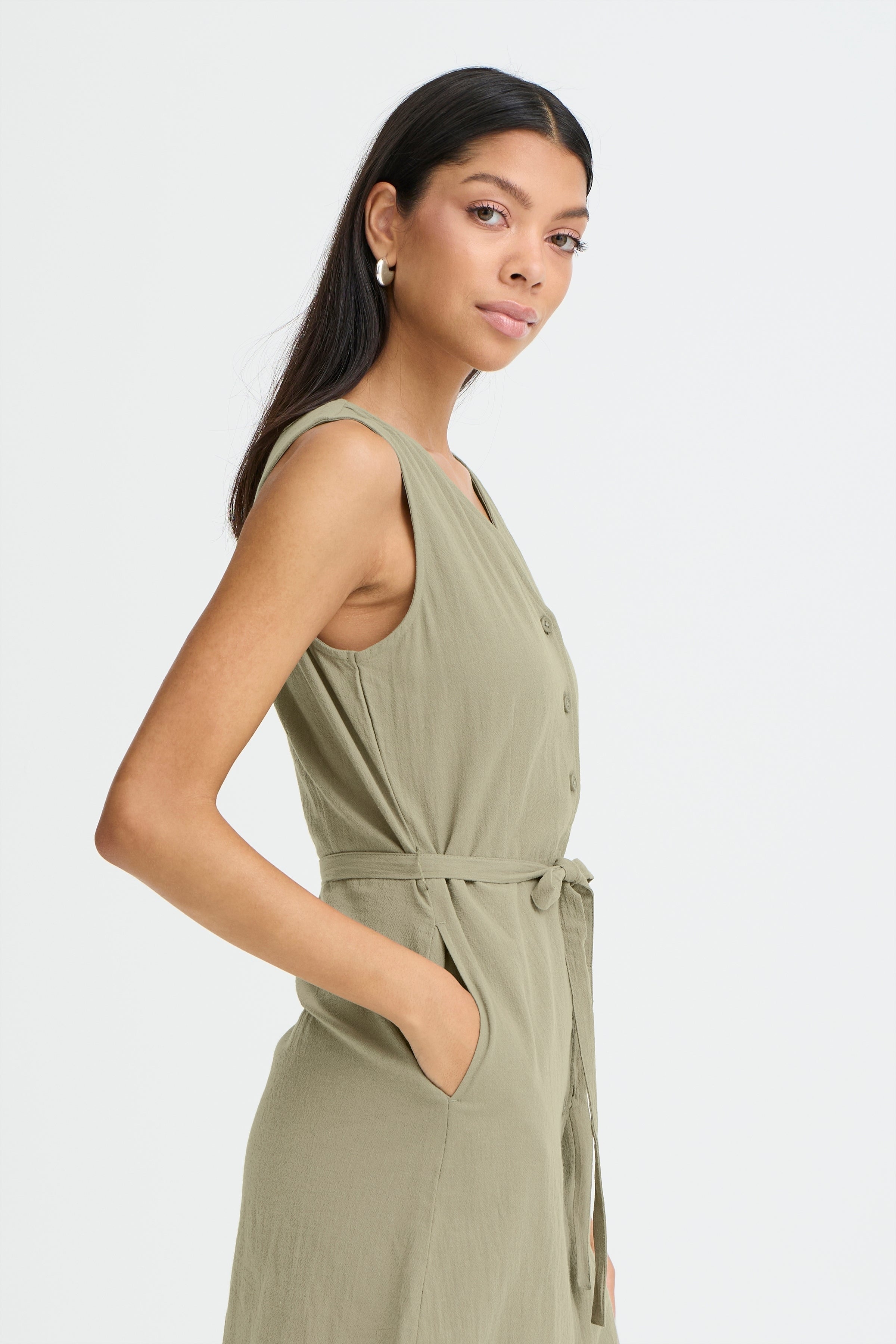 B.Young Ellana Sleeveless Button Through Midi Dress