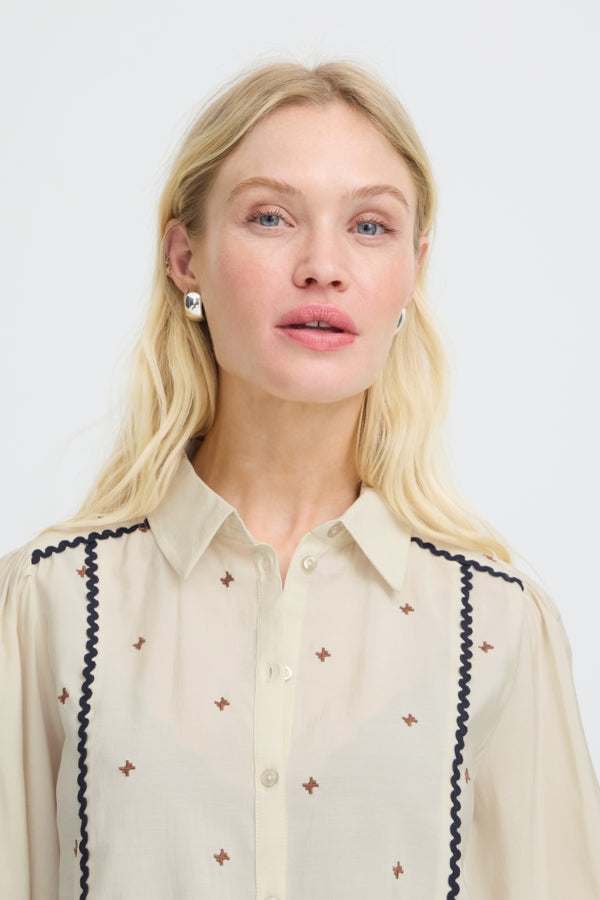 B.Young Irisa Folk Embroidery Ricrac Shirt