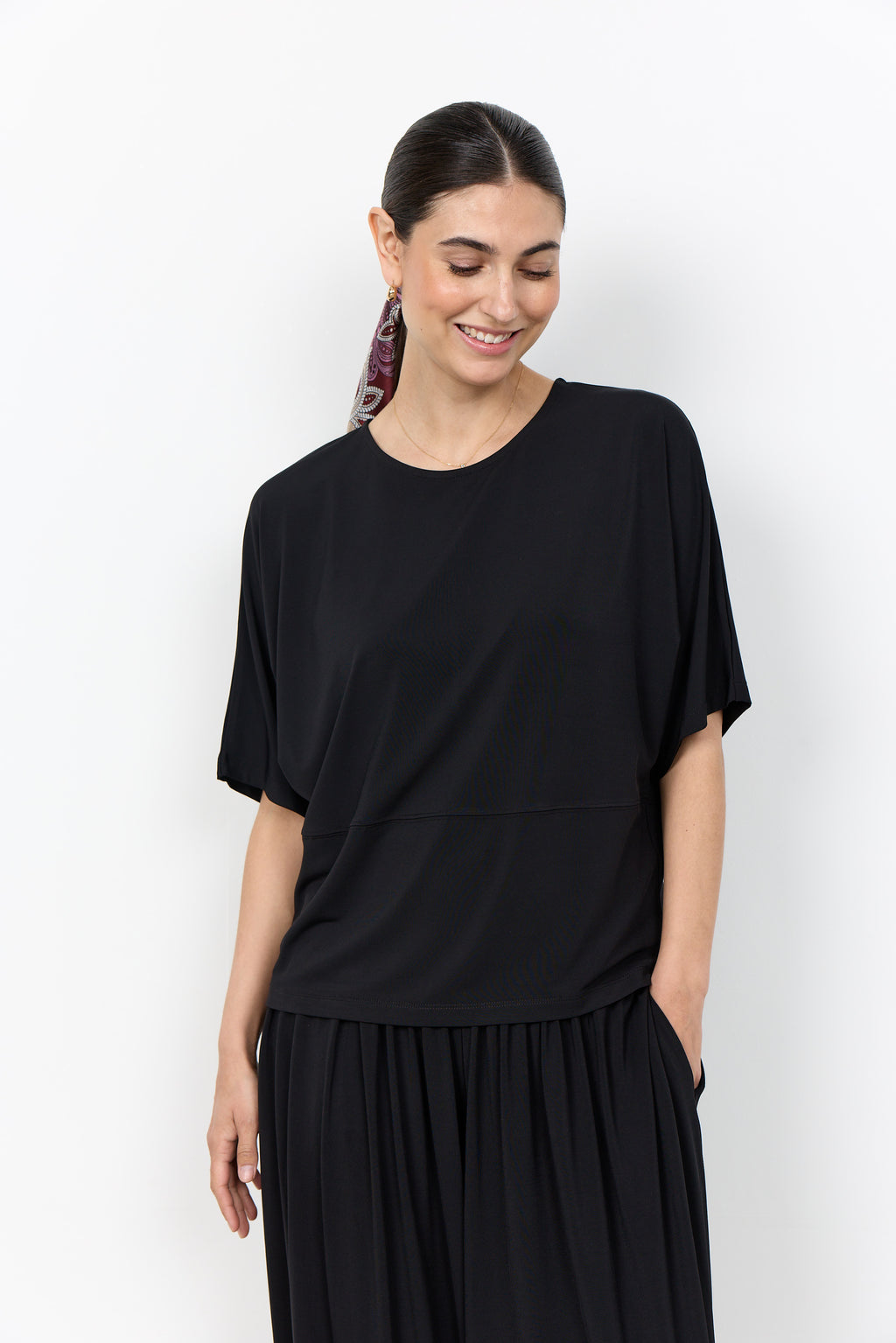 Soyaconcept Glenna Fluid Slouchy T-shirt - Black