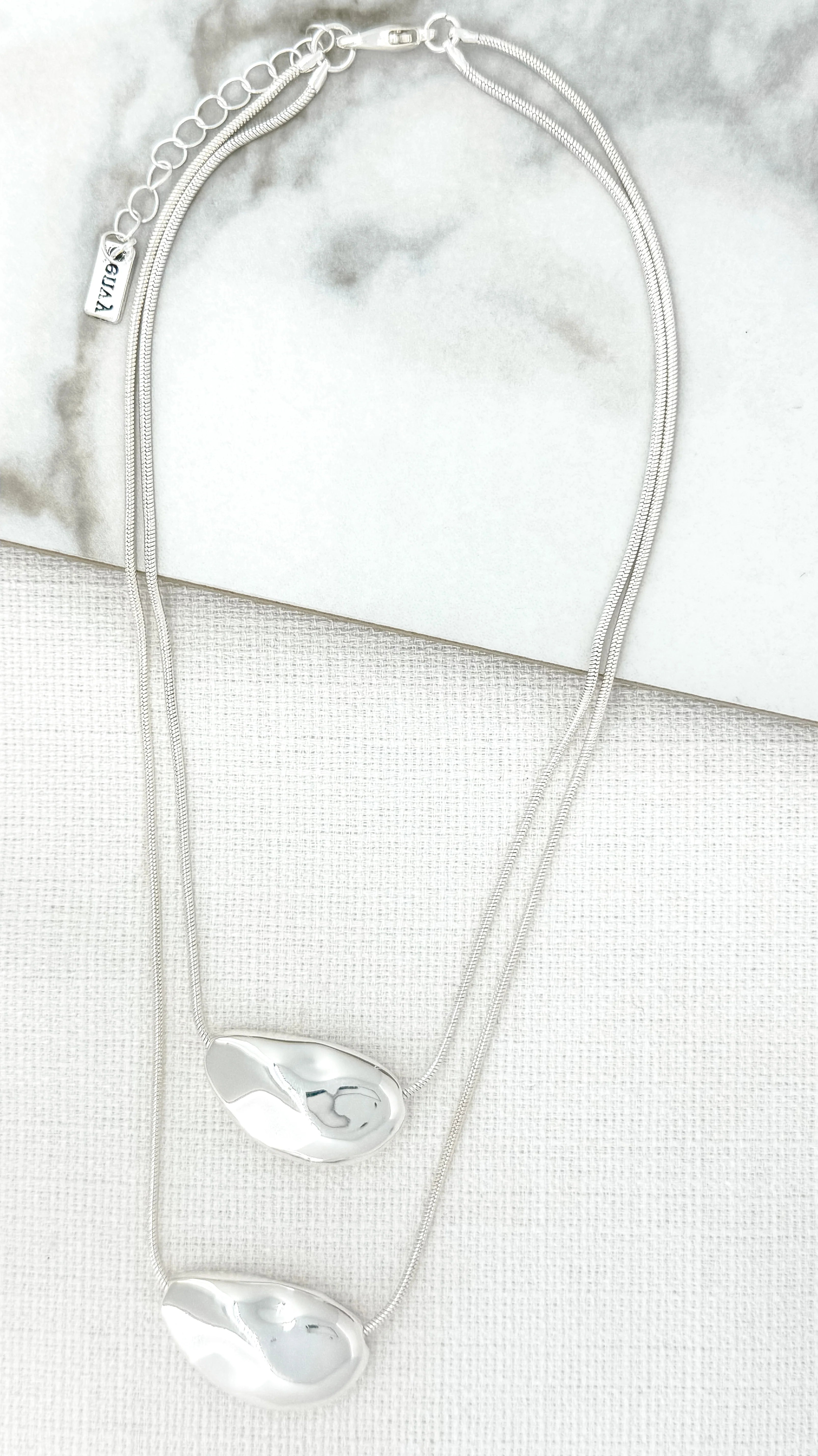 Envy Silver Dimpled Pendant Necklace