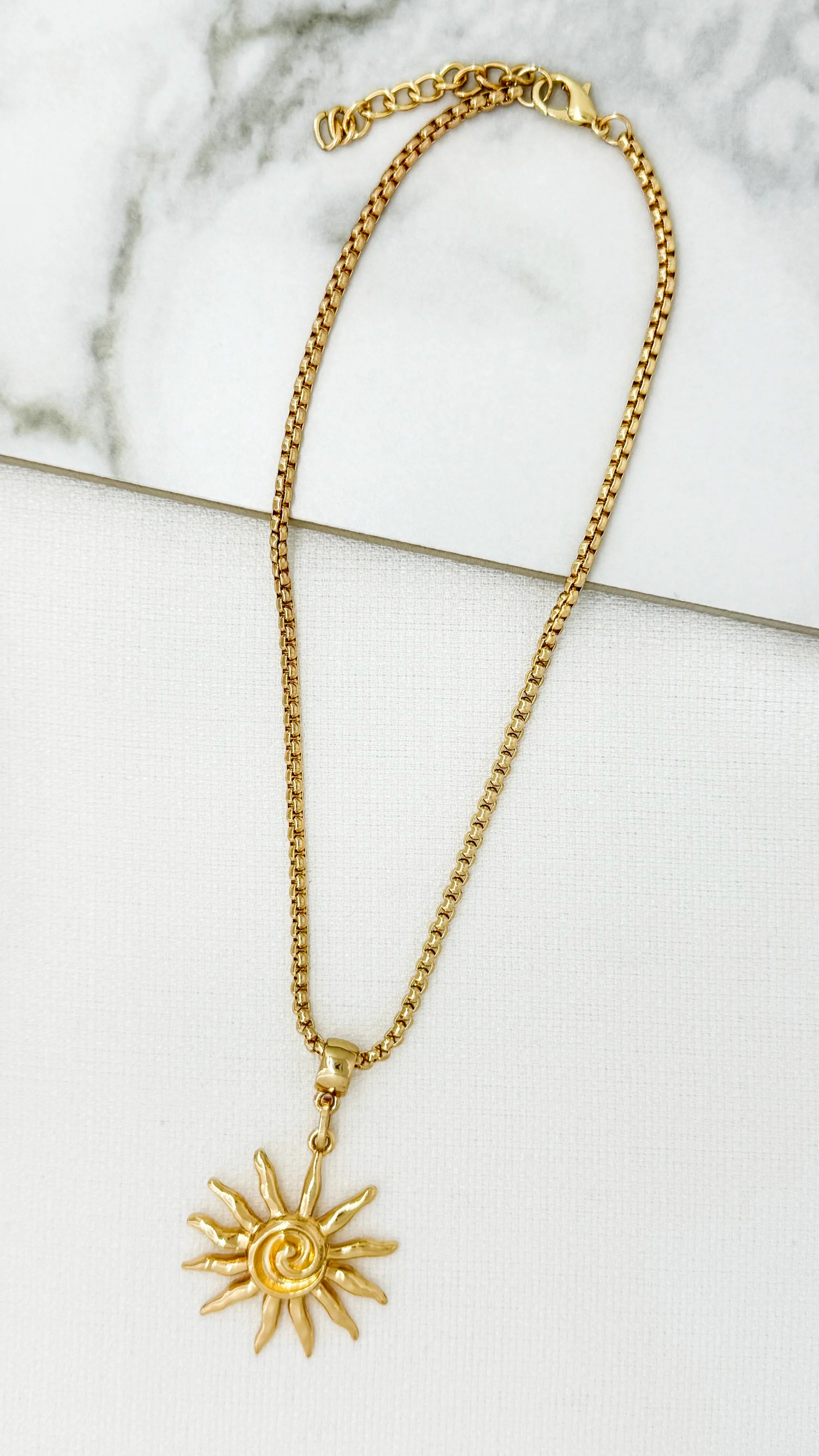 Envy Sun Charm Box Chain Pendant Necklace
