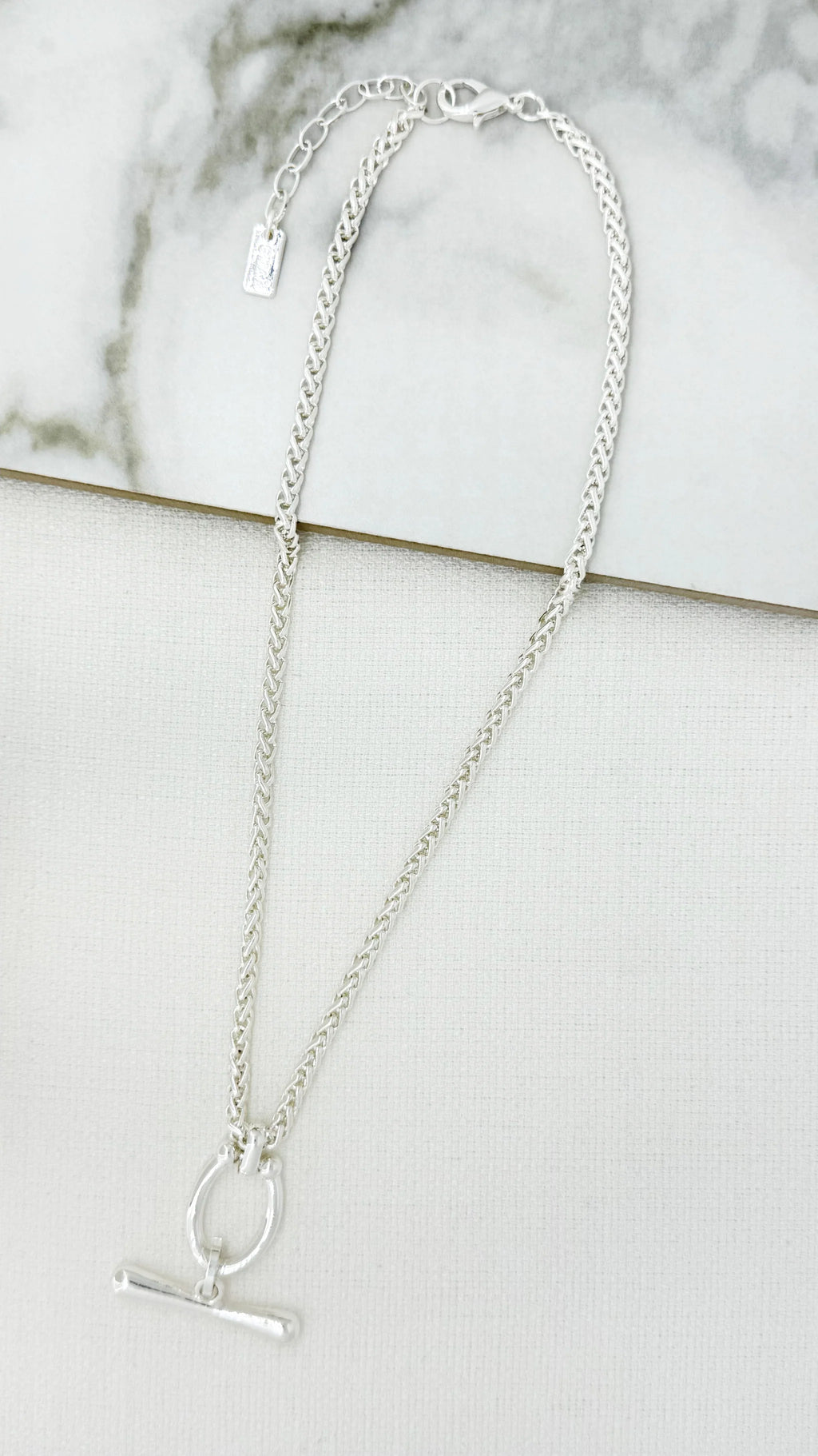 Envy Short Oval Link Drop T-Bar Necklace - Silver