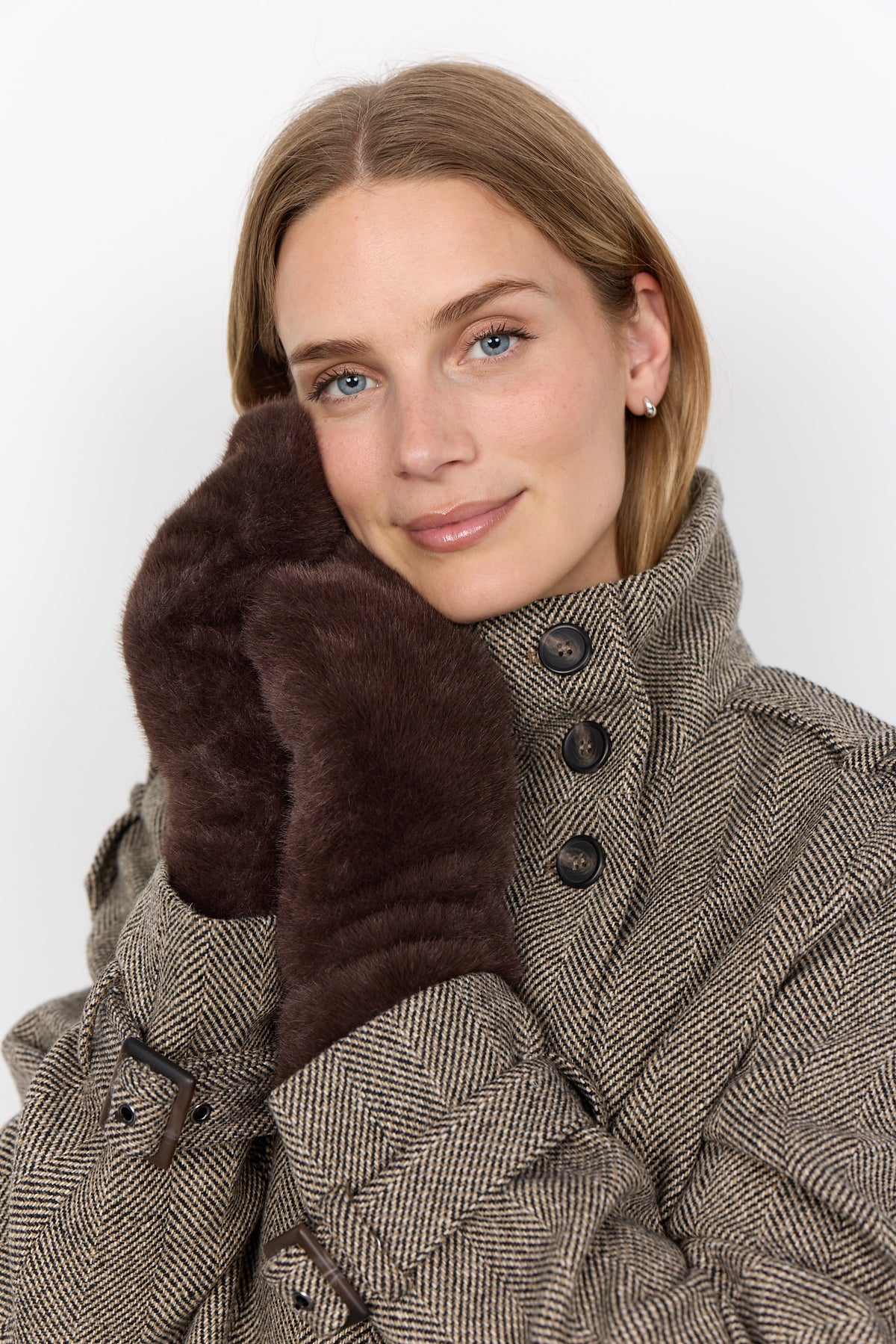 Soyaconcept Vendla Faux Fur Mittens - Chocolate