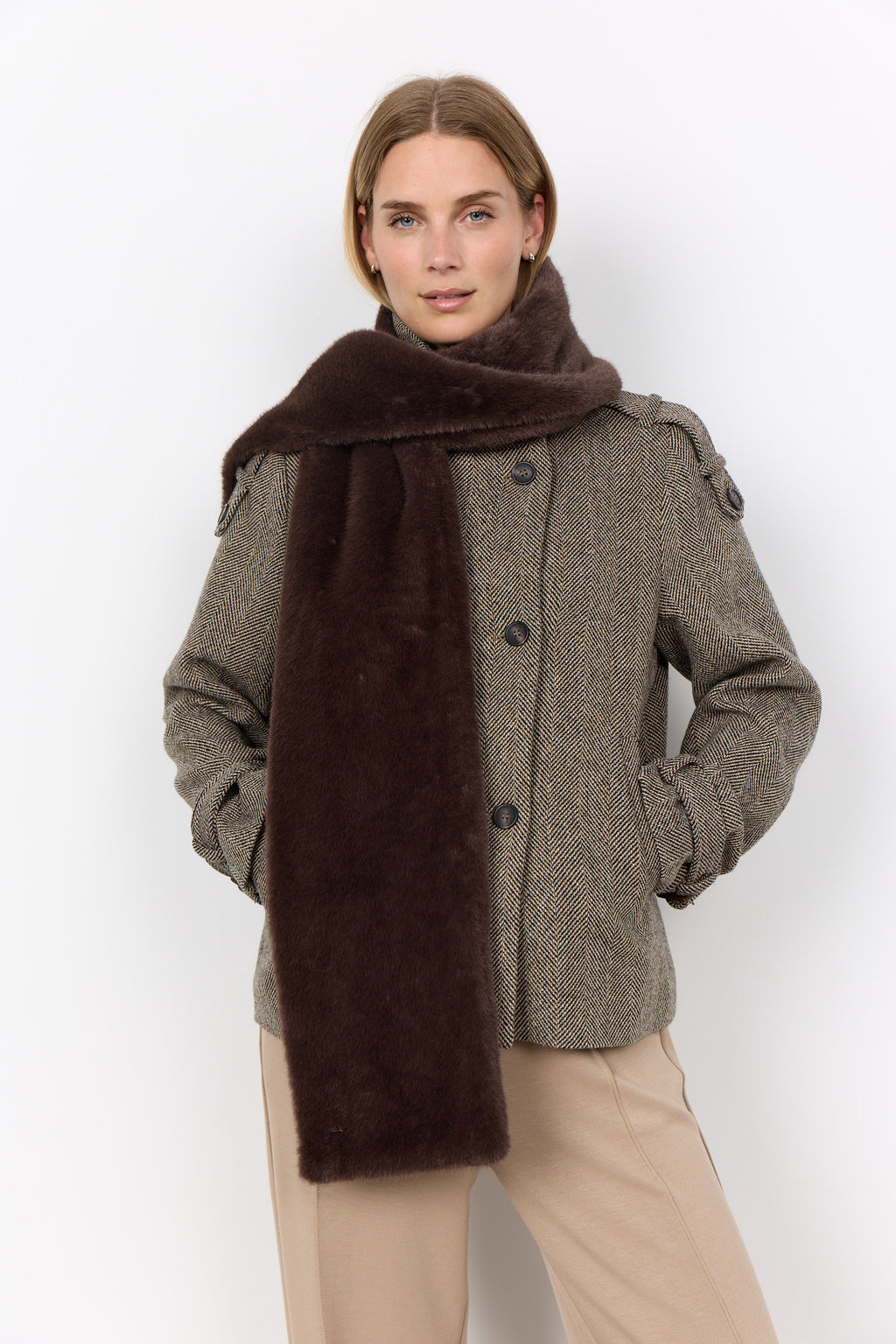 Soyaconcept Venda Faux Fur Scarf - Chocolate