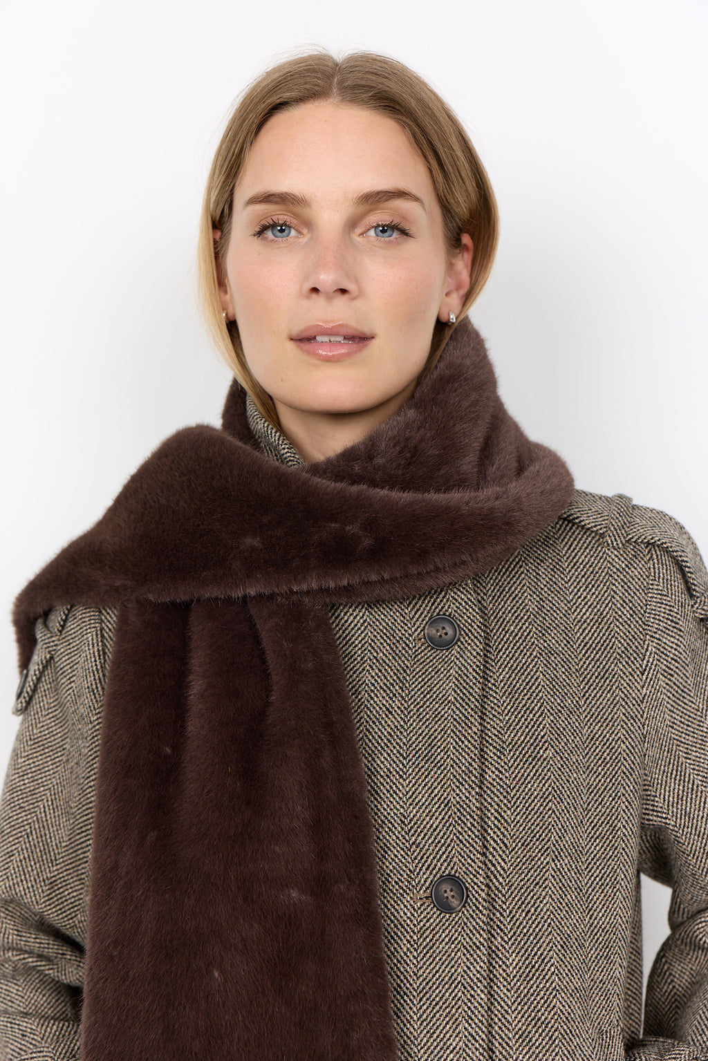 Soyaconcept Venda Faux Fur Scarf - Chocolate