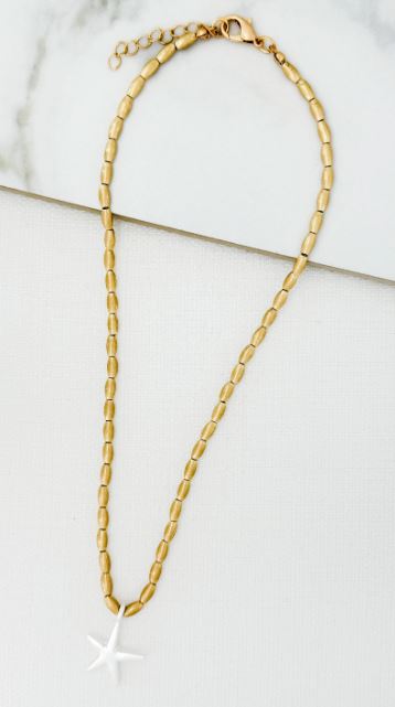 Envy Short Smooth Beaded Necklace with Star Pendant - Gold