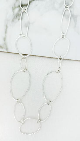 Envy Long Oval Loop Necklace - Silver