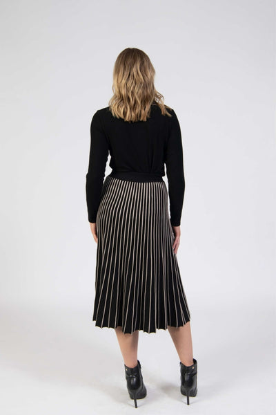 Jessica Graaf Contrast Pleated A-Line Midi Skirt