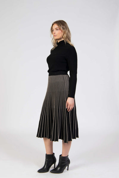 Jessica Graaf Contrast Pleated A-Line Midi Skirt
