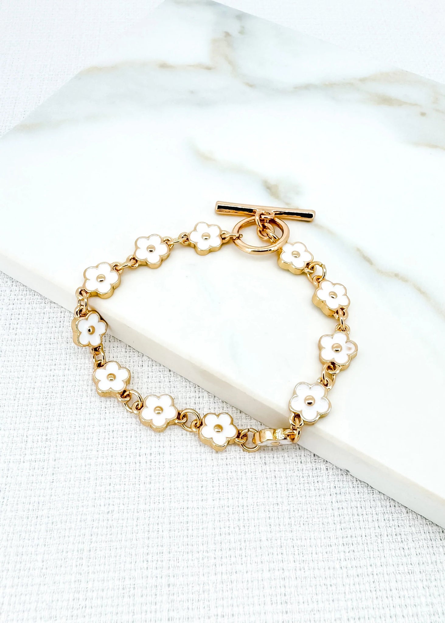 Envy Enamel Flower Daisy Bracelet - Gold