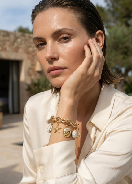 Envy Large Sea Charm Chain Link Bracelet - Gold