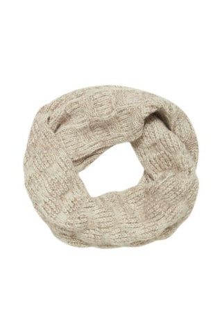 B.Young Willie Knitted Snood